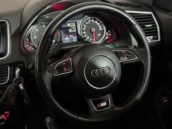 AUDI Q5 2.0 TDI Quattro S Line Plus 5dr S Tronic