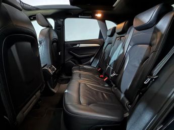 AUDI Q5 2.0 TDI Quattro S Line Plus 5dr S Tronic