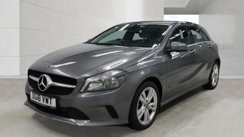 MERCEDES-BENZ A-CLASS A180d Sport Executive 5dr Auto ++ NAV / LEATHER / ULEZ / 1 OWNER