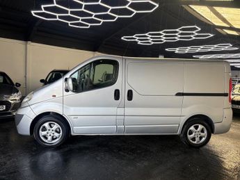 VAUXHALL VIVARO 2.0CDTI [115PS] Sportive Van 2.7t Euro 5