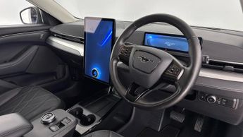 FORD MUSTANG MACH-E Standard Range 70kWh SUV 5dr Electric Automatic (269 ps)