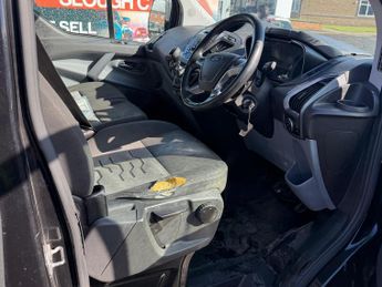 FORD TRANSIT CUSTOM 2.2 TDCi 125ps Low Roof Limited Van