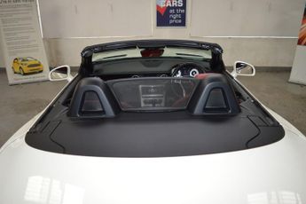 MERCEDES-BENZ SLK SLK 250 CDI BlueEFFICIENCY AMG Sport Tip Auto LOW MILEAGE