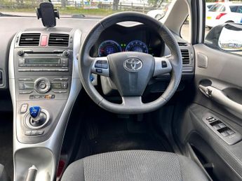 TOYOTA AURIS 1.8 VVTi Hybrid T4 5dr CVT Auto [89g/km]