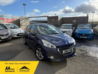 Peugeot 208 1.2 AUTOMATIC
