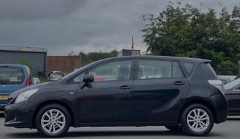 TOYOTA VERSO 2.0 D-4D TR Lthr/Pan Rf 5dr