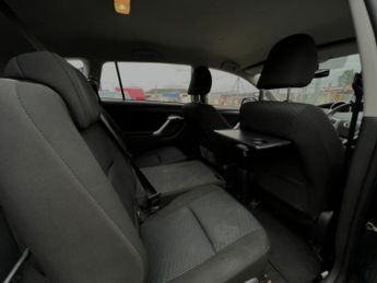 TOYOTA VERSO 2.0 D-4D TR Lthr/Pan Rf 5dr