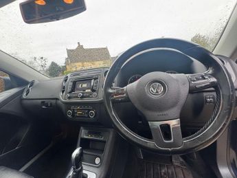 VOLKSWAGEN TIGUAN 2.0 TDi BlueMotion Tech Match 177 5dr DSG