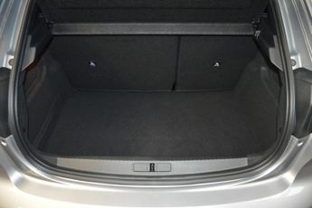 PEUGEOT E-208 100kW Active 50kWh Auto ONLY 6000 MILES