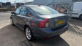 VOLVO S40 1.8 SE 4dr