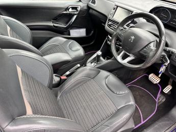 PEUGEOT 208 1.6 e-HDi Feline 3dr EGC