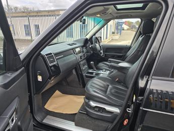 LAND ROVER RANGE ROVER 3.6 TDV8 VOGUE SE 4dr Auto