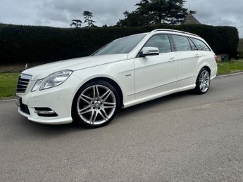 Mercedes E Class E220 CDI BlueEFFICIENCY Sport 5dr Tip Auto [7]
