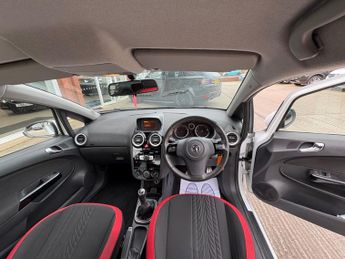 VAUXHALL CORSA 1.4 SRi 3dr ++ 12 MONTHS MOT / ULEZ / LOW INSURANCE GROUP ++