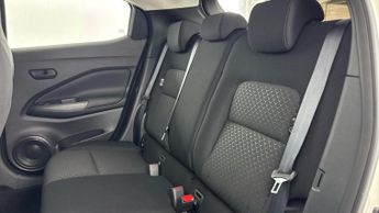 NISSAN JUKE 1.0 DiG-T Acenta Premium 5dr DCT