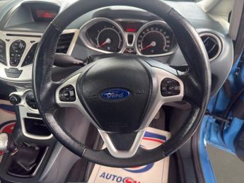 FORD FIESTA 1.4 Titanium 5dr