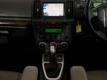 LAND ROVER FREELANDER 2.2 SD4 HSE 5dr Auto