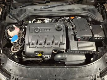 SKODA SUPERB 2.0 TDI CR 170 Elegance 4X4 5dr DSG