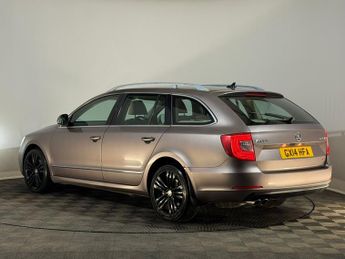 SKODA SUPERB 2.0 TDI CR 170 Elegance 4X4 5dr DSG