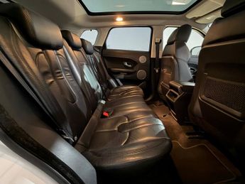 LAND ROVER RANGE ROVER EVOQUE 2.2 SD4 Pure 5dr Auto [Tech Pack]