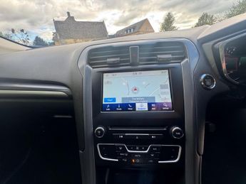 FORD MONDEO 2.0 TDCi Titanium 5dr Powershift