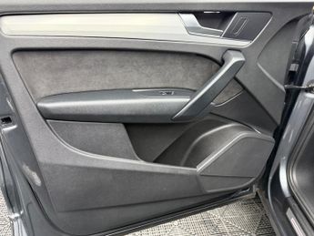 AUDI Q5 2.0 TDI Quattro S Line 5dr S Tronic