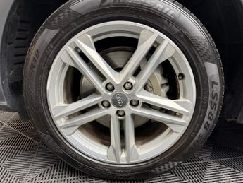 AUDI Q5 2.0 TDI Quattro S Line 5dr S Tronic