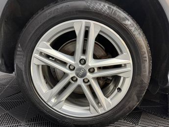 AUDI Q5 2.0 TDI Quattro S Line 5dr S Tronic
