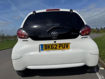 TOYOTA AYGO 1.0 VVT-i Fire 5dr
