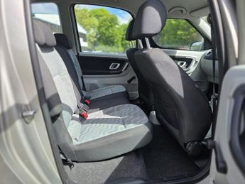 SKODA ROOMSTER 1.6 2 MPV 5dr Petrol automatic (167 g/km 105 bhp)