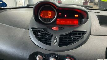 RENAULT TWINGO 1.2 16V Bizu 3dr