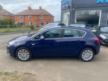 VAUXHALL ASTRA 1.6 CDTi 16V ecoFLEX Excite 5dr