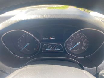 FORD FOCUS 1.0 EcoBoost 125 Zetec Edition 5dr Auto