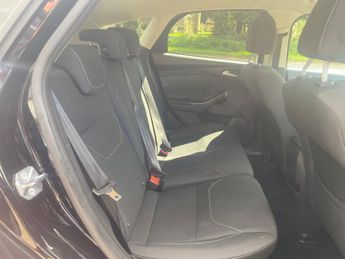 FORD FOCUS 1.0 EcoBoost 125 Zetec Edition 5dr Auto