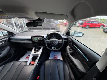 MG MG5 115kW Trophy EV Long Range 61kWh 5dr Auto ++ 1 OWNER / NAV / CAR