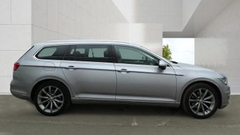 VOLKSWAGEN PASSAT 1.4 TSI GTE Advance 5dr DSG ++ PANROOF / NAV / ULEZ / LEATHER ++