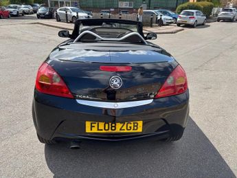 VAUXHALL TIGRA 1.8i 16V Exclusiv 2dr