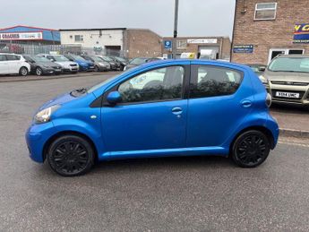 TOYOTA AYGO 1.0 VVT-i Blue 5dr
