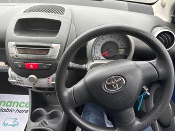 TOYOTA AYGO 1.0 VVT-i Blue 5dr