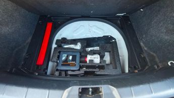 VOLVO V40 D3 ES Nav 5dr