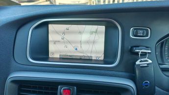 VOLVO V40 D3 ES Nav 5dr