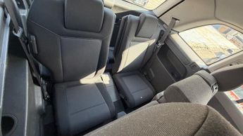 VAUXHALL ZAFIRA 1.6i Exclusiv 5dr