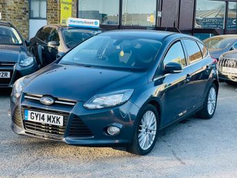 Ford Focus 1.0 125 EcoBoost Zetec Navigator 5dr