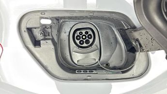 VOLKSWAGEN ID.3 Pure Performance 45kWh Life Hatchback 5dr Electric Auto (150 ps)