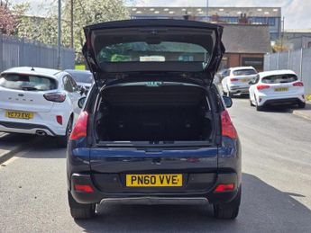 PEUGEOT 3008 1.6 HDi Exclusive 5dr