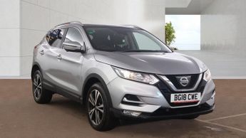 Nissan Qashqai 1.5 dCi N-Connecta 5dr ++ PANROOF / NAV / CAMERA / ULEZ ++