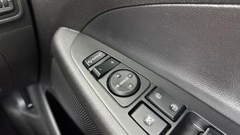 HYUNDAI TUCSON 1.6 T-GDi SE Nav SUV 5dr Petrol DCT Euro 6 (s/s) (177 ps)