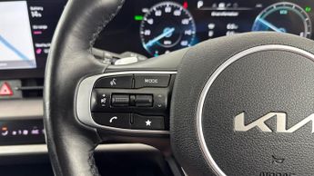 KIA SPORTAGE 1.6 T-GDi 13.8kWh 4 SUV 5dr Petrol Plug-in Hybrid Auto AWD Euro 