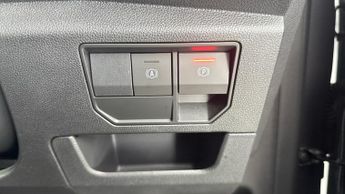 RENAULT AUSTRAL 1.2 E-TECH techno esprit Alpine SUV 5dr Petrol Hybrid Auto Euro 