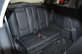 LAND ROVER DISCOVERY SPORT 2.0 TD4 180 HSE Auto 7 Seat 4WD